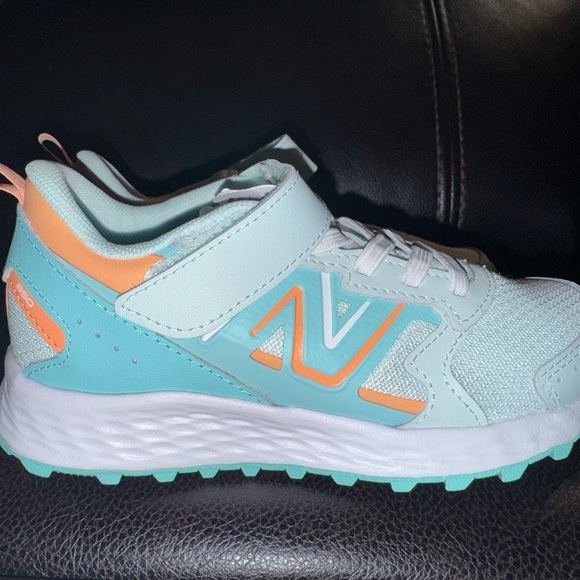 New Balance Kids' Fresh Foam 650 V1 Bungee Lace size 12.5 - Picture 2 of 4